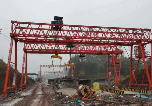 雙主梁小車式門機(jī)有哪些零部件組成